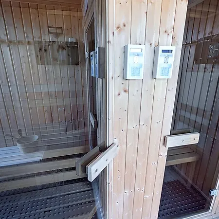 Royal Mediterran Apartman *